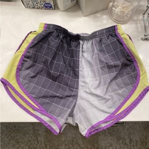 Ombré multi-color Nike Tempo shorts S